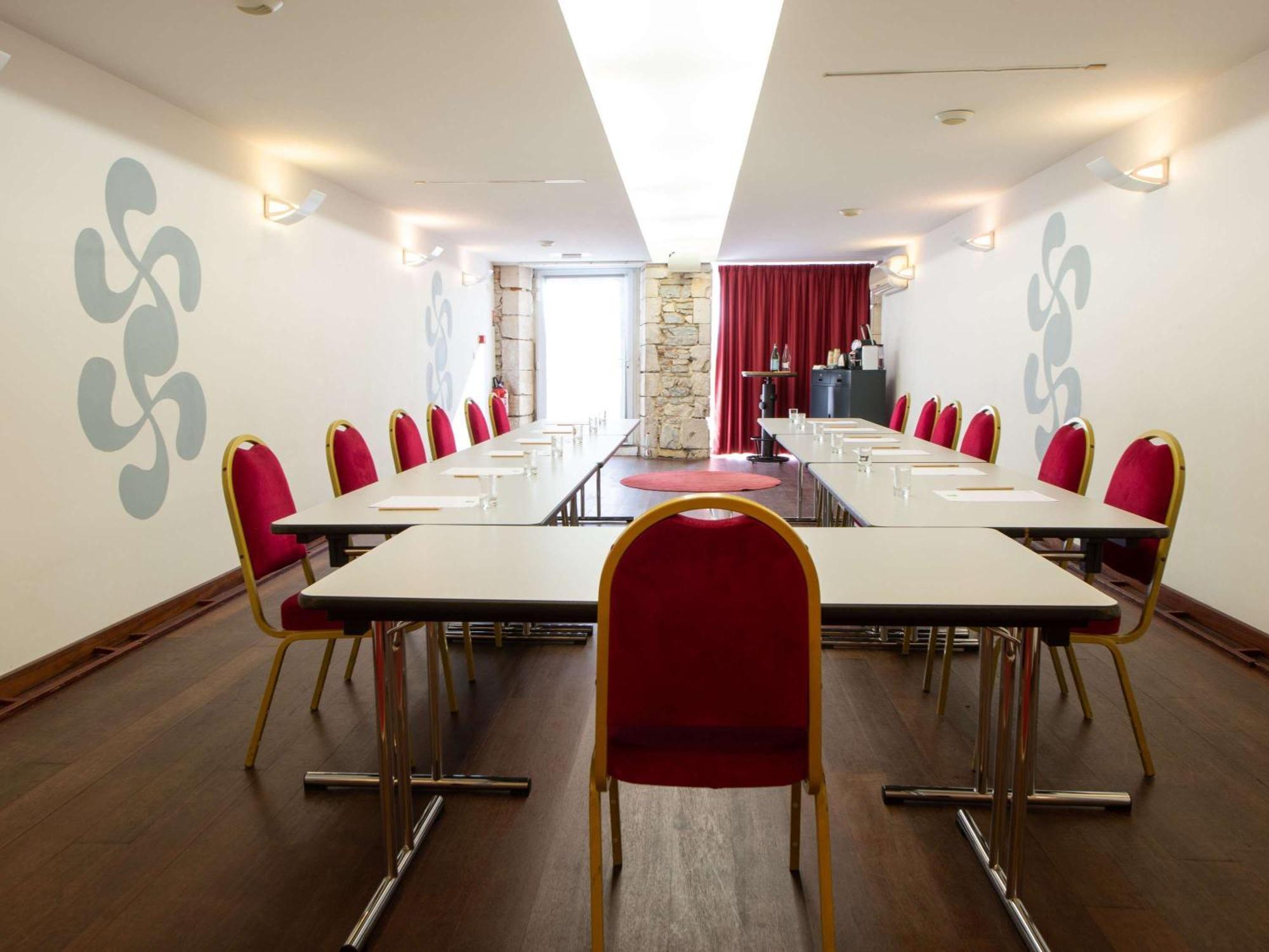 מלון Ibis Styles באיון מראה חיצוני תמונה